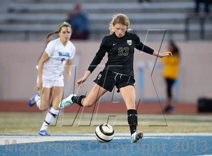 Thumbnail 3 in Battle Mountain @ Valor Christian (CHSAA 4A Playoff Round 2) photogallery.