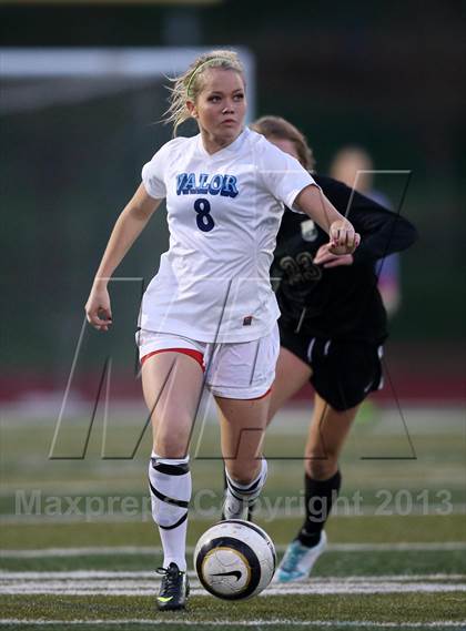 Thumbnail 3 in Battle Mountain @ Valor Christian (CHSAA 4A Playoff Round 2) photogallery.