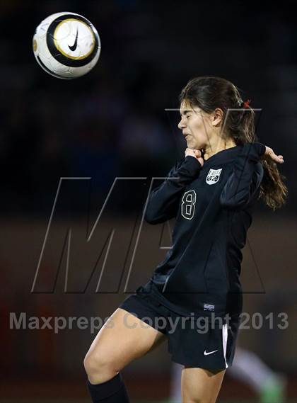 Thumbnail 2 in Battle Mountain @ Valor Christian (CHSAA 4A Playoff Round 2) photogallery.