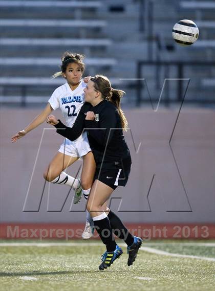 Thumbnail 2 in Battle Mountain @ Valor Christian (CHSAA 4A Playoff Round 2) photogallery.