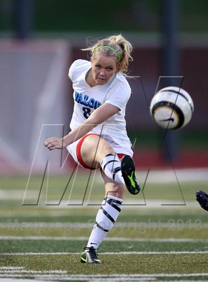 Thumbnail 2 in Battle Mountain @ Valor Christian (CHSAA 4A Playoff Round 2) photogallery.