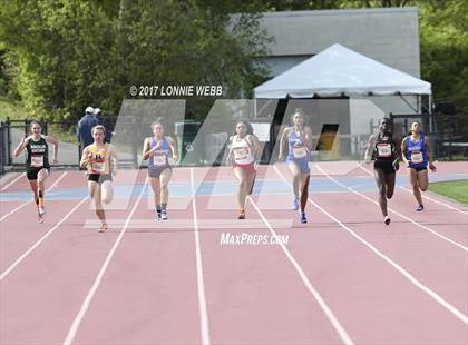 Thumbnail 3 in 50th Annual Loucks Games (Women's 200 Meter Dash) photogallery.