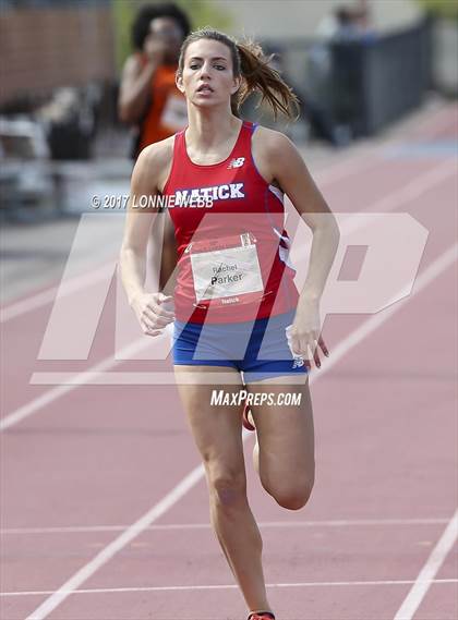 Thumbnail 2 in 50th Annual Loucks Games (Women's 200 Meter Dash) photogallery.