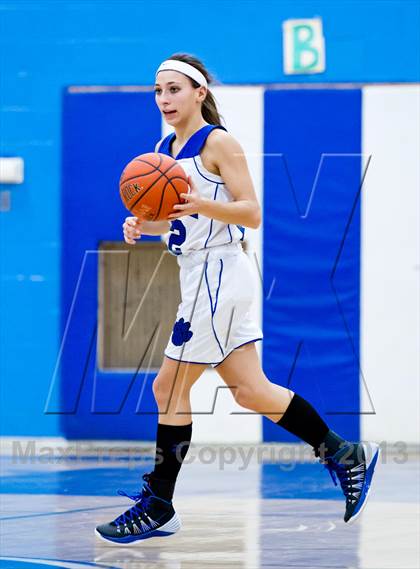 Thumbnail 1 in  Onteora vs.Wallkill (Coaches vs. Cancer Tournament) photogallery.