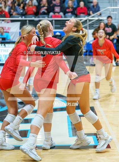 Thumbnail 3 in Liberty vs. Argyle (UIL 5A D2 Volleyball Semifinal) photogallery.