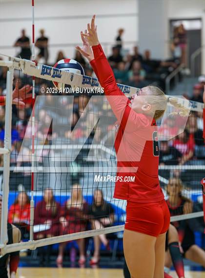 Thumbnail 2 in Liberty vs. Argyle (UIL 5A D2 Volleyball Semifinal) photogallery.