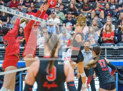 Thumbnail 2 in Liberty vs. Argyle (UIL 5A D2 Volleyball Semifinal) photogallery.