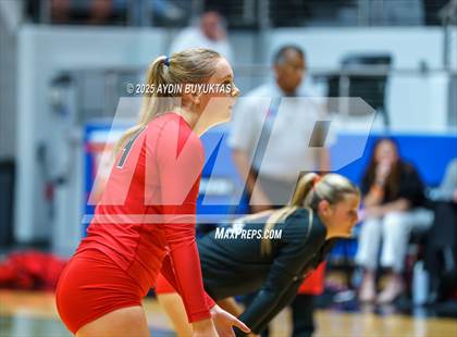 Thumbnail 1 in Liberty vs. Argyle (UIL 5A D2 Volleyball Semifinal) photogallery.