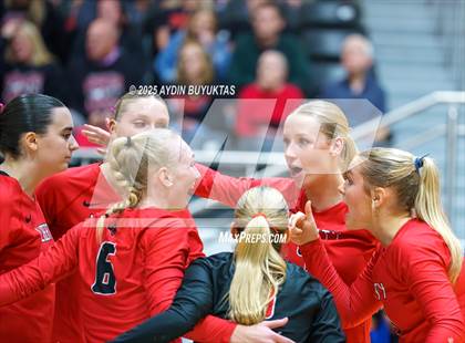 Thumbnail 2 in Liberty vs. Argyle (UIL 5A D2 Volleyball Semifinal) photogallery.