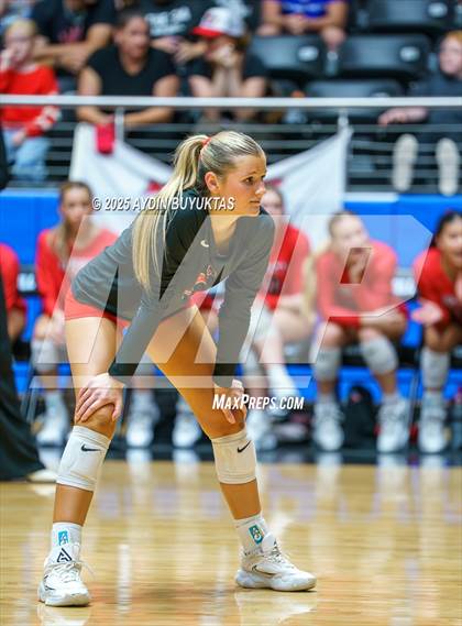 Thumbnail 3 in Liberty vs. Argyle (UIL 5A D2 Volleyball Semifinal) photogallery.