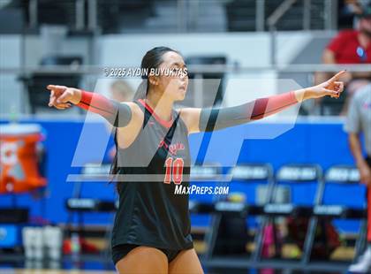 Thumbnail 3 in Liberty vs. Argyle (UIL 5A D2 Volleyball Semifinal) photogallery.