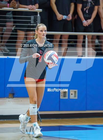 Thumbnail 2 in Liberty vs. Argyle (UIL 5A D2 Volleyball Semifinal) photogallery.
