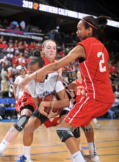 Thumbnail 1 in Windward vs. Mater Dei (CIF SoCal Regional Open Division Final) photogallery.