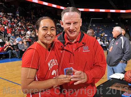 Thumbnail 3 in Windward vs. Mater Dei (CIF SoCal Regional Open Division Final) photogallery.