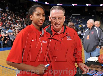 Thumbnail 1 in Windward vs. Mater Dei (CIF SoCal Regional Open Division Final) photogallery.