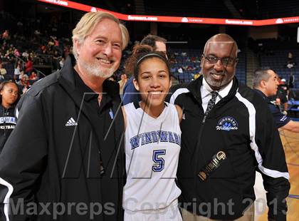 Thumbnail 2 in Windward vs. Mater Dei (CIF SoCal Regional Open Division Final) photogallery.