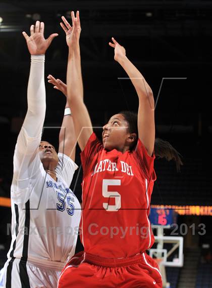 Thumbnail 1 in Windward vs. Mater Dei (CIF SoCal Regional Open Division Final) photogallery.