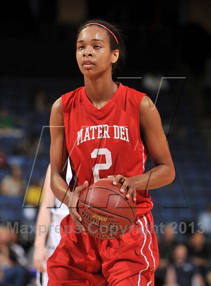 Thumbnail 2 in Windward vs. Mater Dei (CIF SoCal Regional Open Division Final) photogallery.