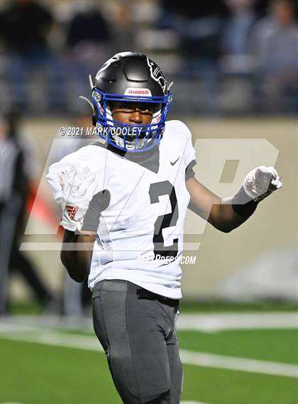 Thumbnail 2 in Groesbeck vs. Whitney (UIL 3A D1 Bi-District) photogallery.