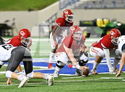 Thumbnail 1 in Groesbeck vs. Whitney (UIL 3A D1 Bi-District) photogallery.