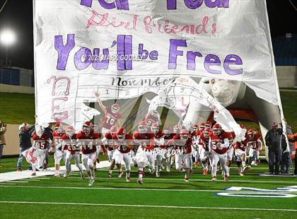 Thumbnail 3 in Groesbeck vs. Whitney (UIL 3A D1 Bi-District) photogallery.