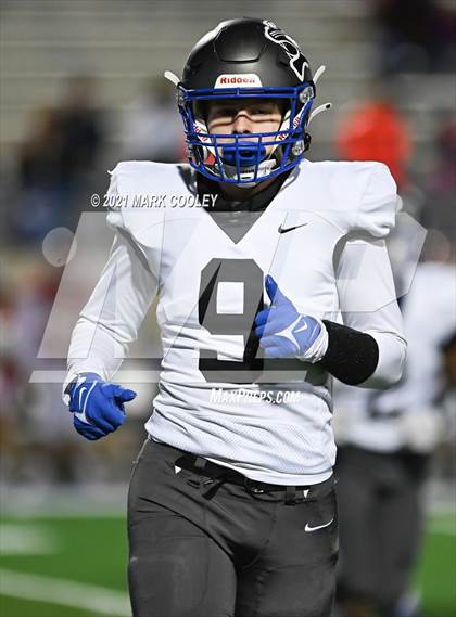 Thumbnail 3 in Groesbeck vs. Whitney (UIL 3A D1 Bi-District) photogallery.
