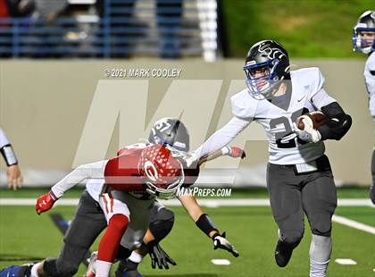 Thumbnail 2 in Groesbeck vs. Whitney (UIL 3A D1 Bi-District) photogallery.