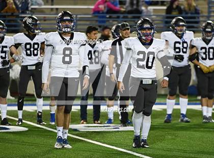 Thumbnail 3 in Groesbeck vs. Whitney (UIL 3A D1 Bi-District) photogallery.