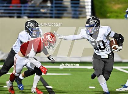 Thumbnail 2 in Groesbeck vs. Whitney (UIL 3A D1 Bi-District) photogallery.