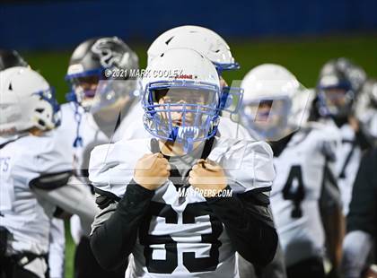 Thumbnail 1 in Groesbeck vs. Whitney (UIL 3A D1 Bi-District) photogallery.