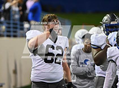 Thumbnail 2 in Groesbeck vs. Whitney (UIL 3A D1 Bi-District) photogallery.