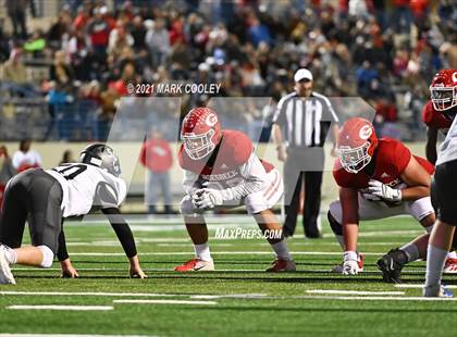 Thumbnail 1 in Groesbeck vs. Whitney (UIL 3A D1 Bi-District) photogallery.