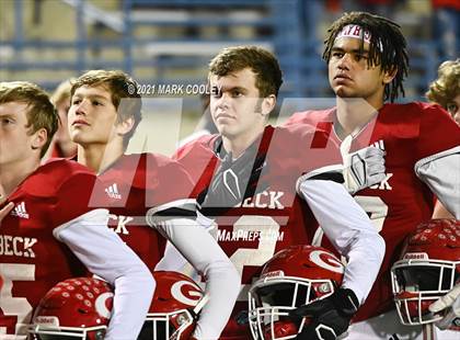 Thumbnail 1 in Groesbeck vs. Whitney (UIL 3A D1 Bi-District) photogallery.