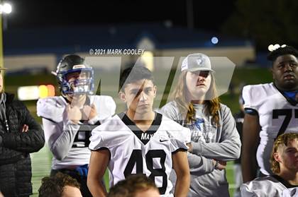 Thumbnail 1 in Groesbeck vs. Whitney (UIL 3A D1 Bi-District) photogallery.
