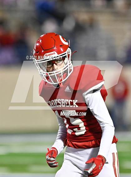 Thumbnail 3 in Groesbeck vs. Whitney (UIL 3A D1 Bi-District) photogallery.