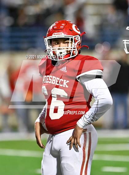 Thumbnail 3 in Groesbeck vs. Whitney (UIL 3A D1 Bi-District) photogallery.
