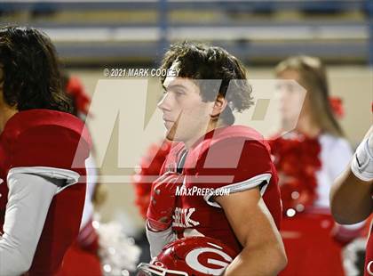 Thumbnail 2 in Groesbeck vs. Whitney (UIL 3A D1 Bi-District) photogallery.