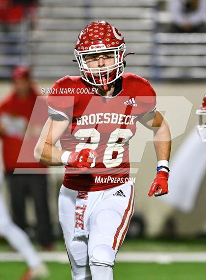 Thumbnail 2 in Groesbeck vs. Whitney (UIL 3A D1 Bi-District) photogallery.