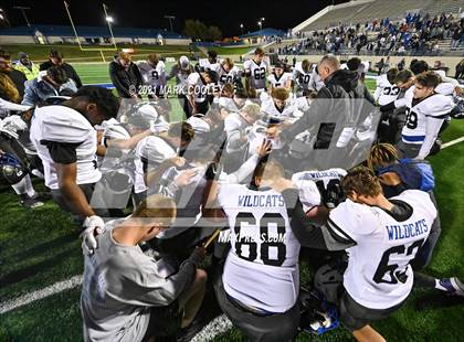 Thumbnail 2 in Groesbeck vs. Whitney (UIL 3A D1 Bi-District) photogallery.