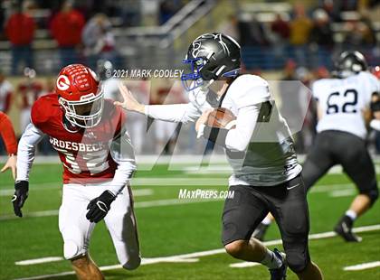 Thumbnail 1 in Groesbeck vs. Whitney (UIL 3A D1 Bi-District) photogallery.