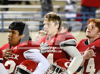 Thumbnail 1 in Groesbeck vs. Whitney (UIL 3A D1 Bi-District) photogallery.