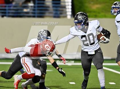 Thumbnail 1 in Groesbeck vs. Whitney (UIL 3A D1 Bi-District) photogallery.
