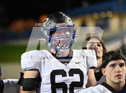 Thumbnail 1 in Groesbeck vs. Whitney (UIL 3A D1 Bi-District) photogallery.
