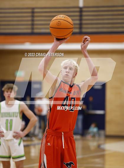 Thumbnail 2 in Ridgeline @ Mountain Crest (Sophomore) photogallery.