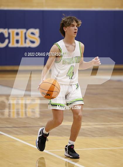 Thumbnail 1 in Ridgeline @ Mountain Crest (Sophomore) photogallery.
