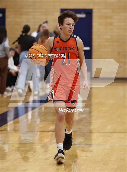 Thumbnail 2 in Ridgeline @ Mountain Crest (Sophomore) photogallery.