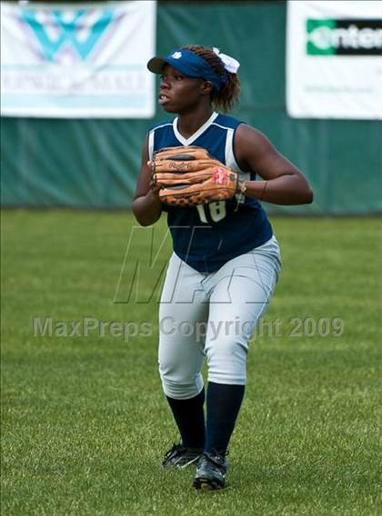 Thumbnail 3 in Barrington vs Moses Brown (RIIL D2 Final - Game 1) photogallery.