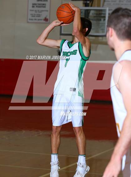 Thumbnail 1 in San fernando Valley East vs West (AllStar Game) photogallery.