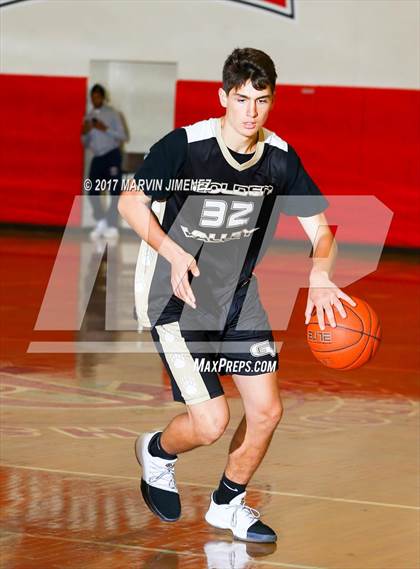 Thumbnail 2 in San fernando Valley East vs West (AllStar Game) photogallery.