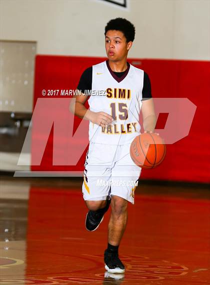 Thumbnail 2 in San fernando Valley East vs West (AllStar Game) photogallery.